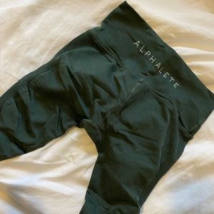 Alphalete Aero Urban Chic (Army green color) leggings